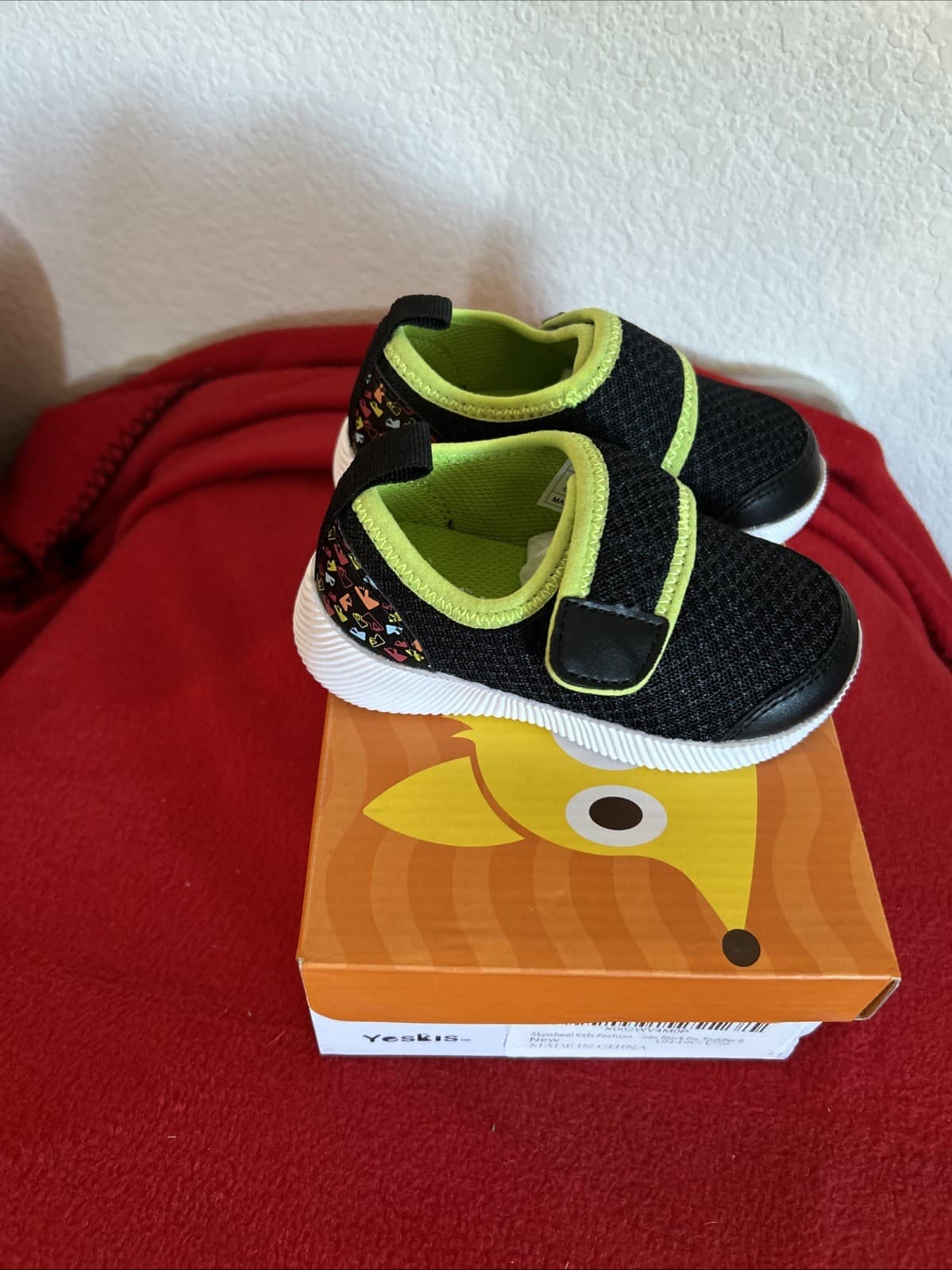 Girls Yeskis Toddler Black Sneakers Size 6 New Skywheel - Thumbnail 2