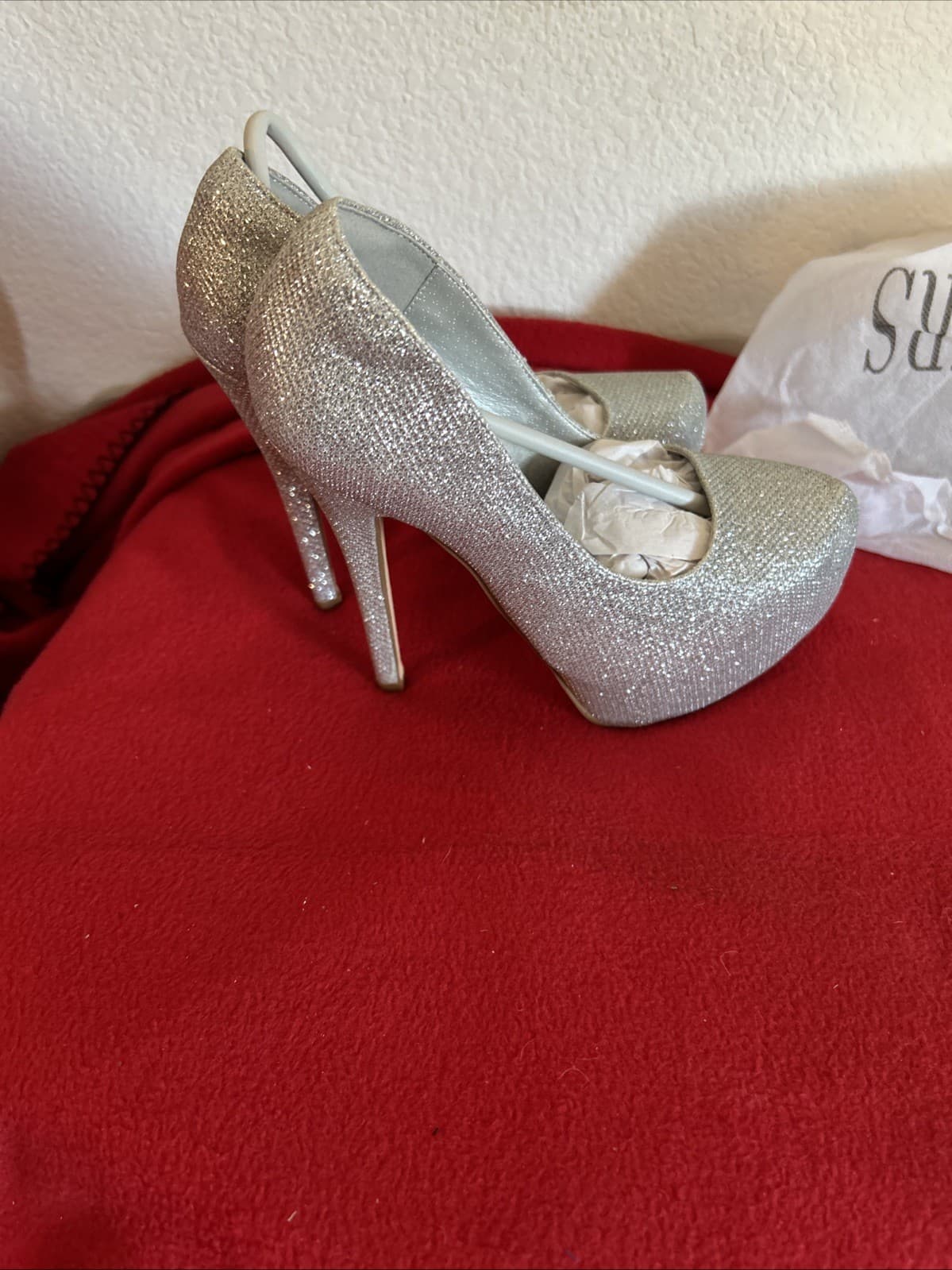 Women’s Heels Silver Size 5 1/2 New Dream Pairs - Thumbnail 3