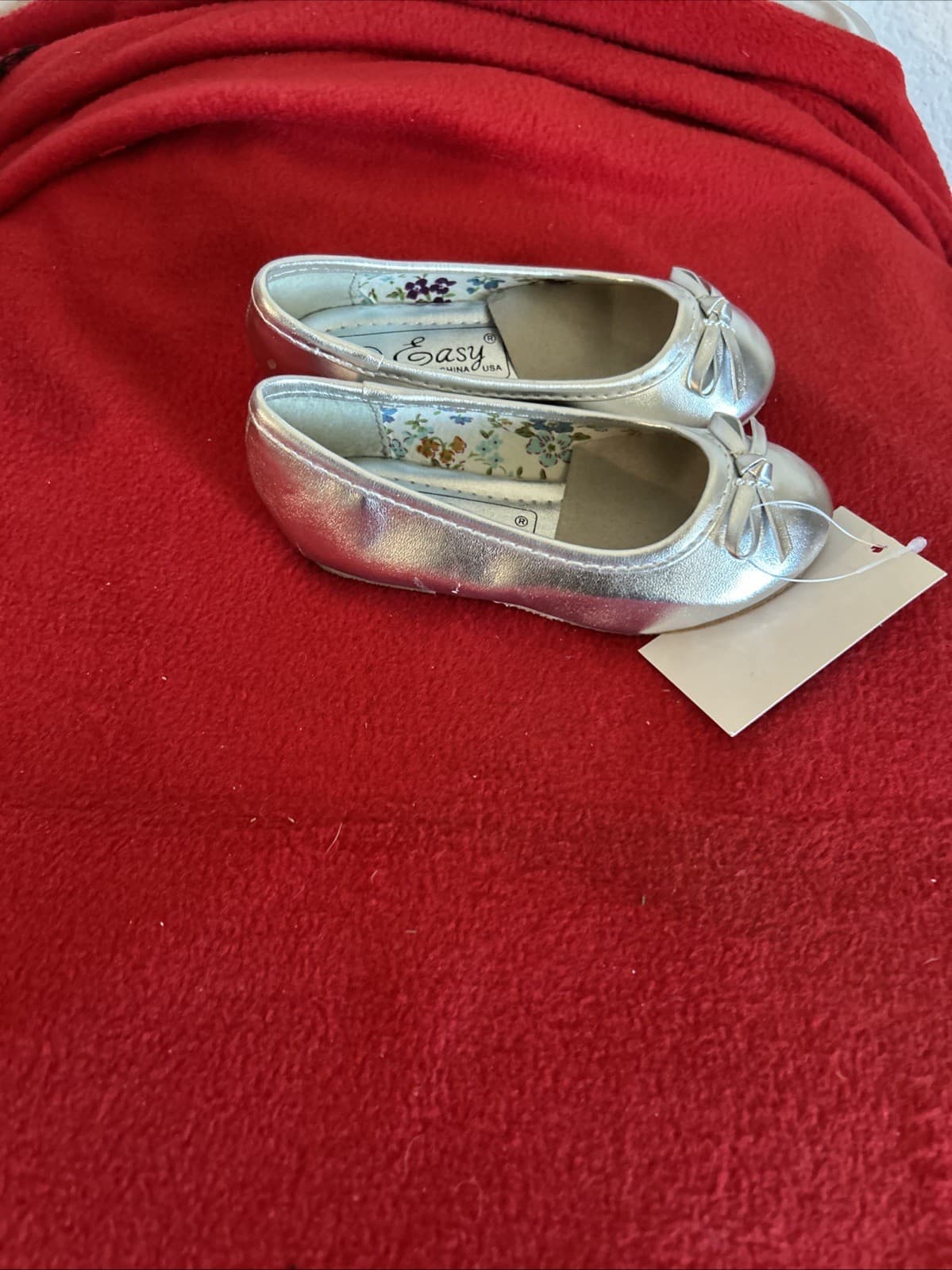 Little Girls Size 5 Silver Slip On New - Thumbnail 2