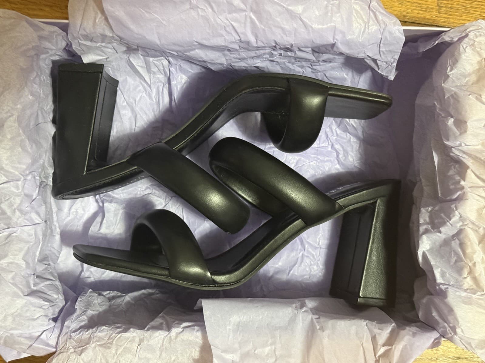 Madden Girl Women's Black Open Toe Strappy Sandal, Dress Block Heel Size 6.5 NIB - Thumbnail 2