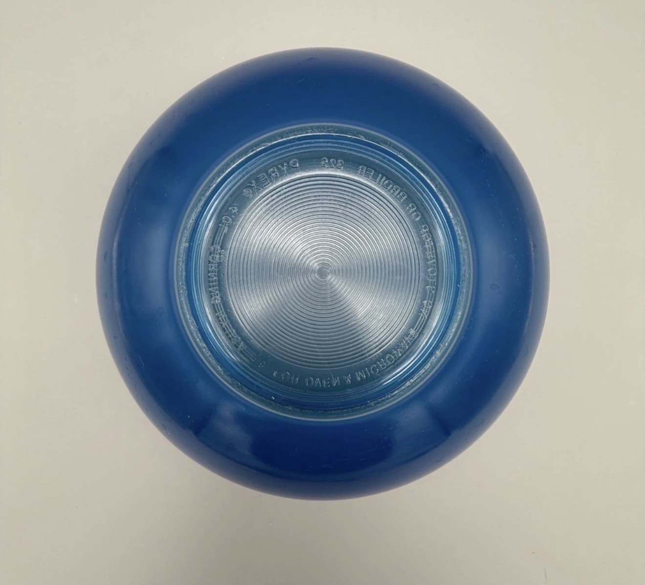 Pyrex #326 "Rainbow" Blue 11.75" Large Stacking 4.0 Liter Mixing Bowl Vintage - Thumbnail 2