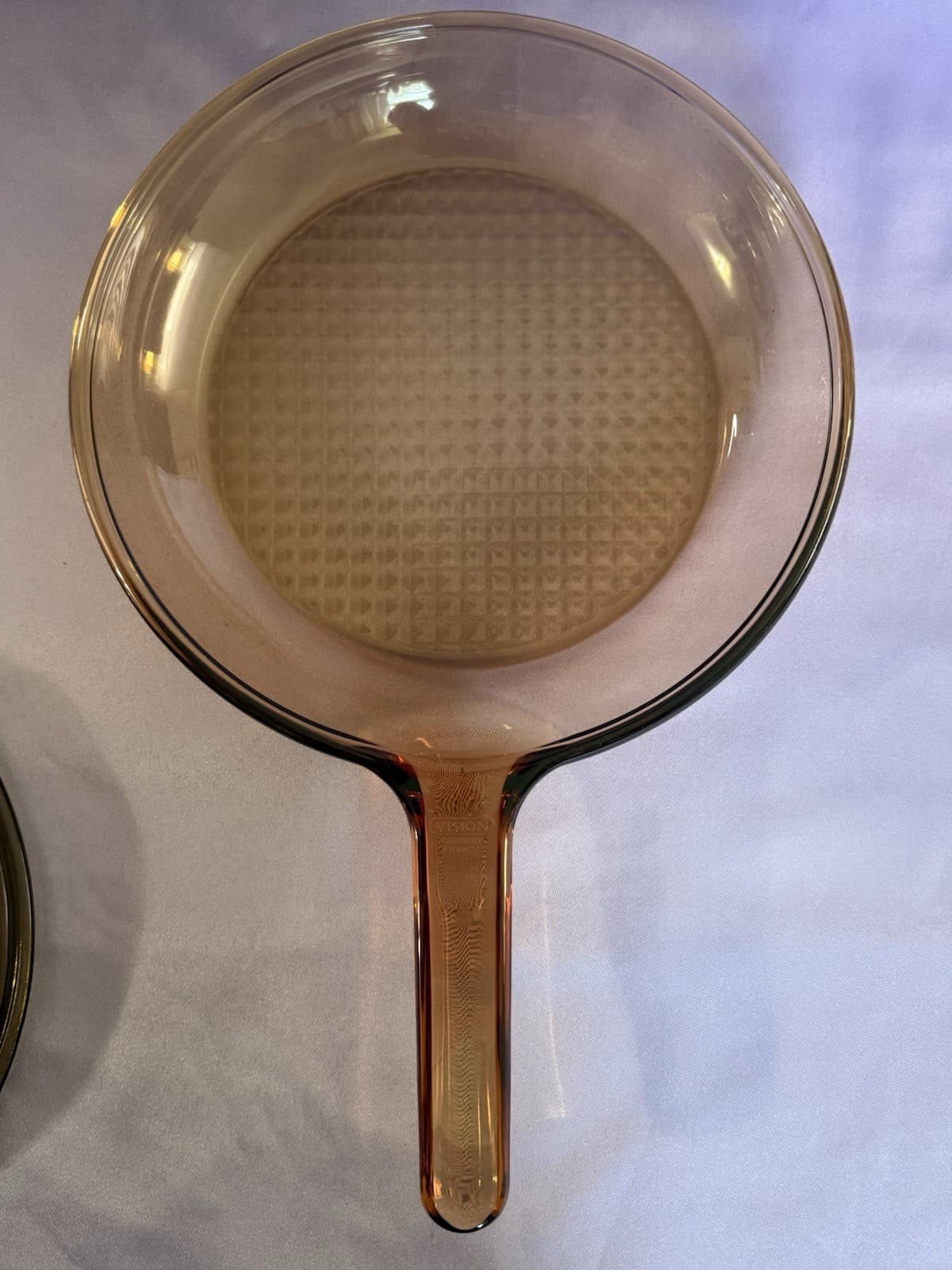 VTG 4pc VISIONS PYREX Amber Glass Saucepan Set w/ Lids - Thumbnail 4