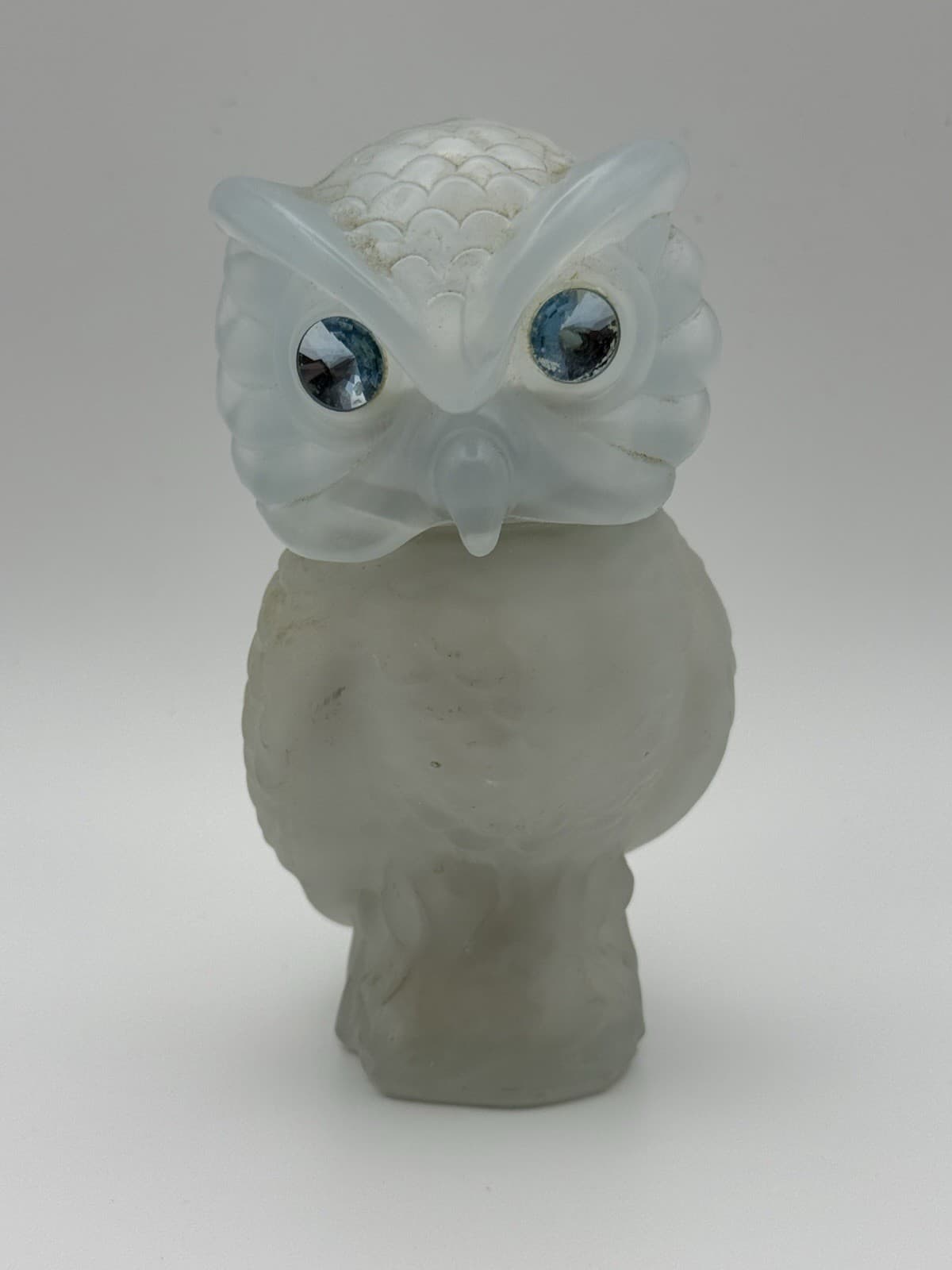 Avon Snow Owl Sonnet Powder Sachet Shaker Frosted Glass Crystal Eyes Vintage - Thumbnail 2
