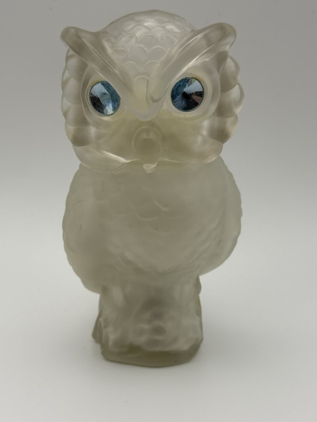 Avon Snow Owl Sonnet Powder Sachet Shaker Frosted Glass Crystal Eyes Vintage - Thumbnail 7