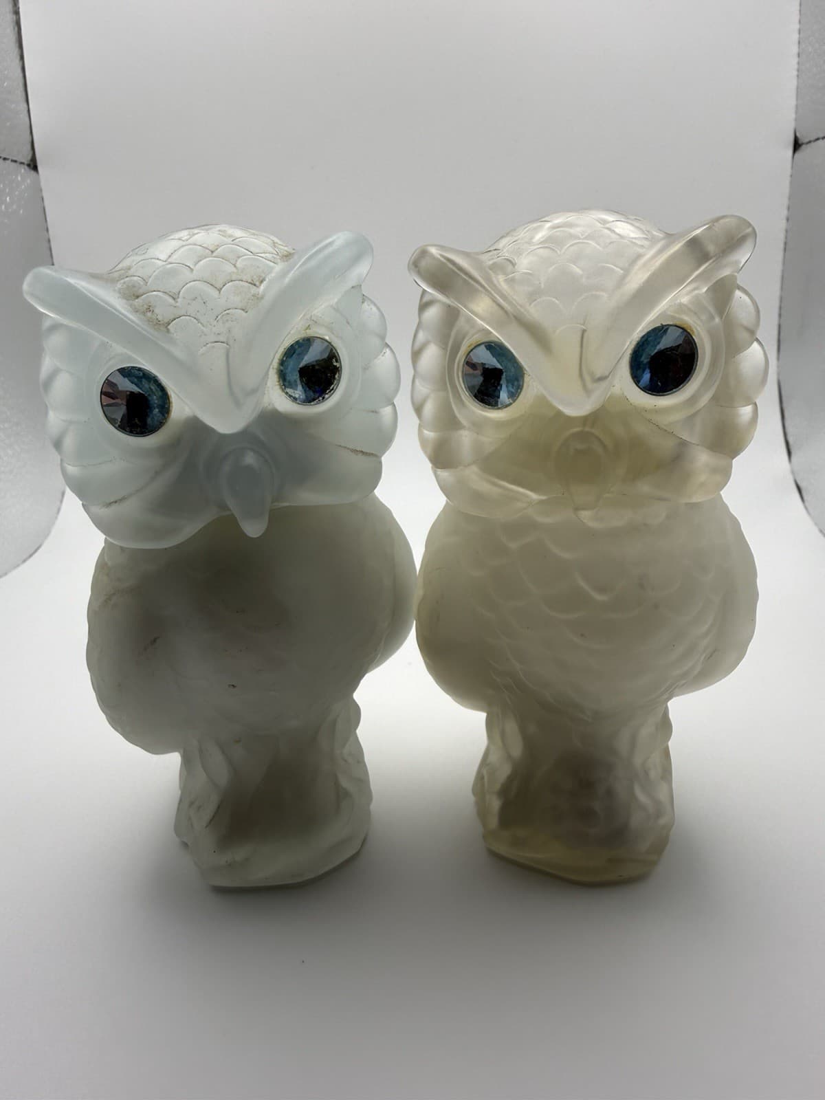 Avon Snow Owl Sonnet Powder Sachet Shaker Frosted Glass Crystal Eyes Vintage - Thumbnail 13
