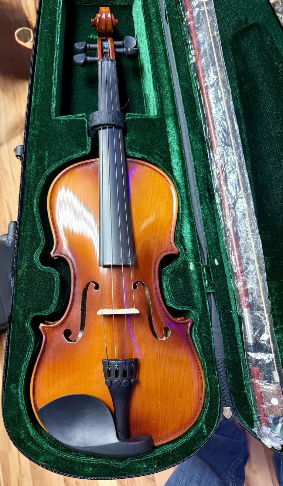 Laval II copy of Stradivarius Violin Set Student Fiddle, Case, Bows, Resin, Book - Thumbnail 17