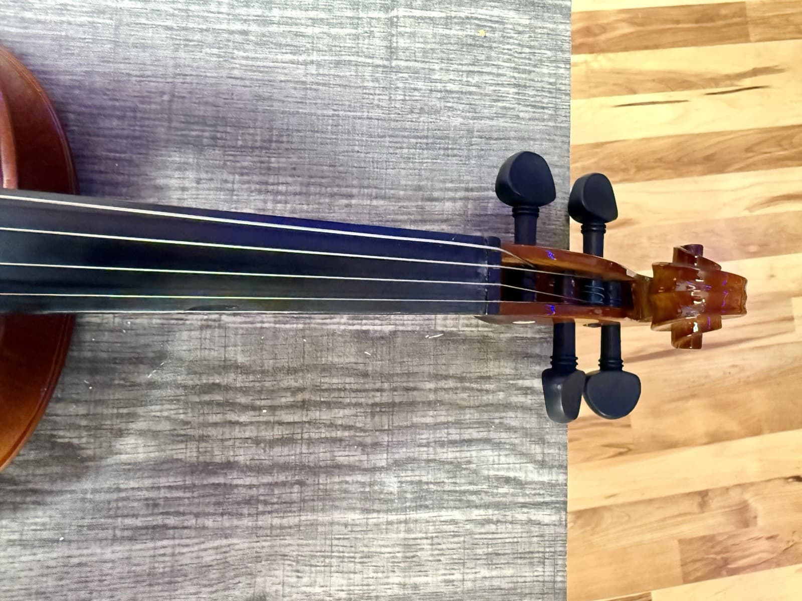 Laval II copy of Stradivarius Violin Set Student Fiddle, Case, Bows, Resin, Book - Thumbnail 8