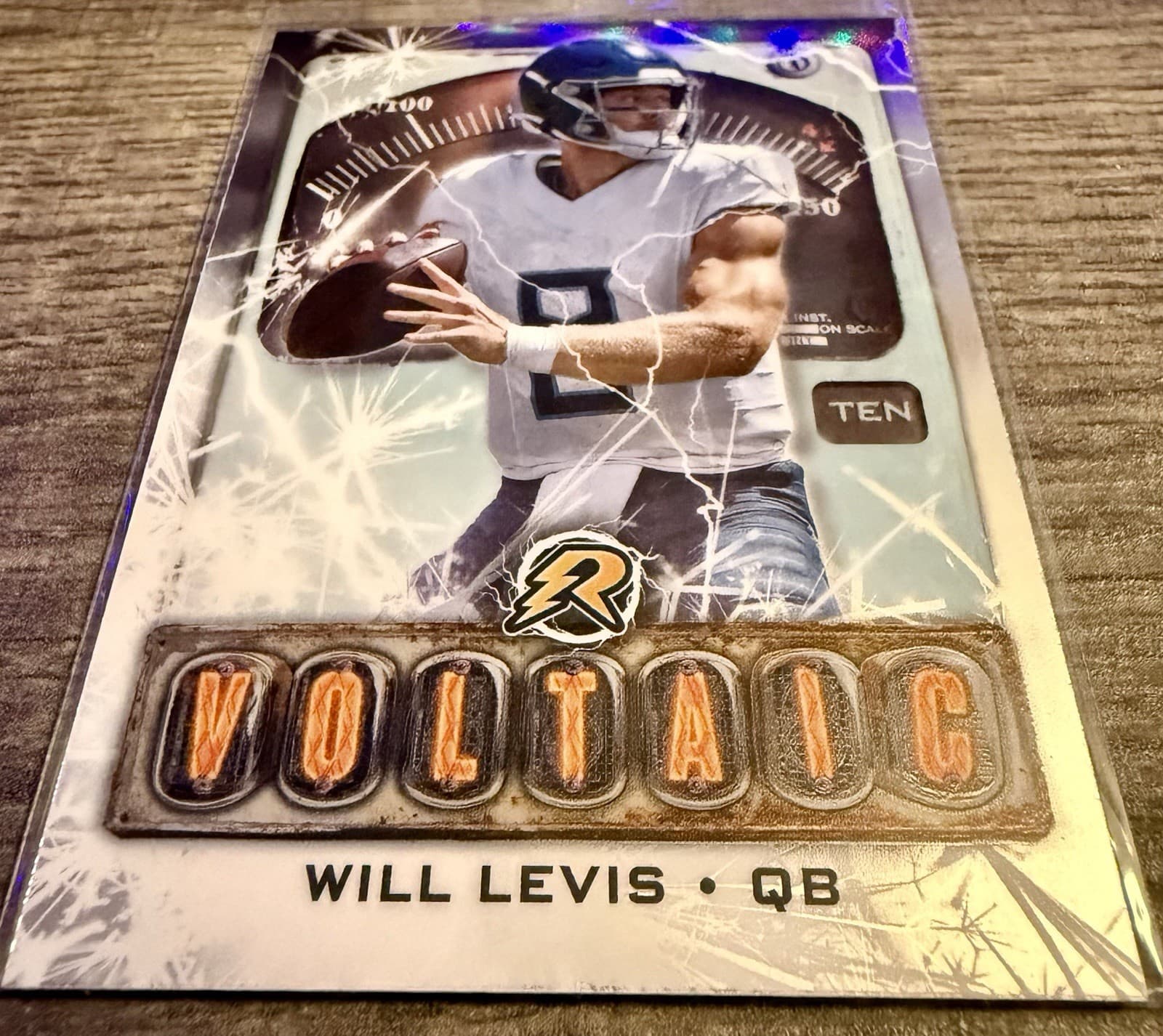 2024 Topps Resurgence - Voltaic Will Levis #V-2 Refractor - Thumbnail 3