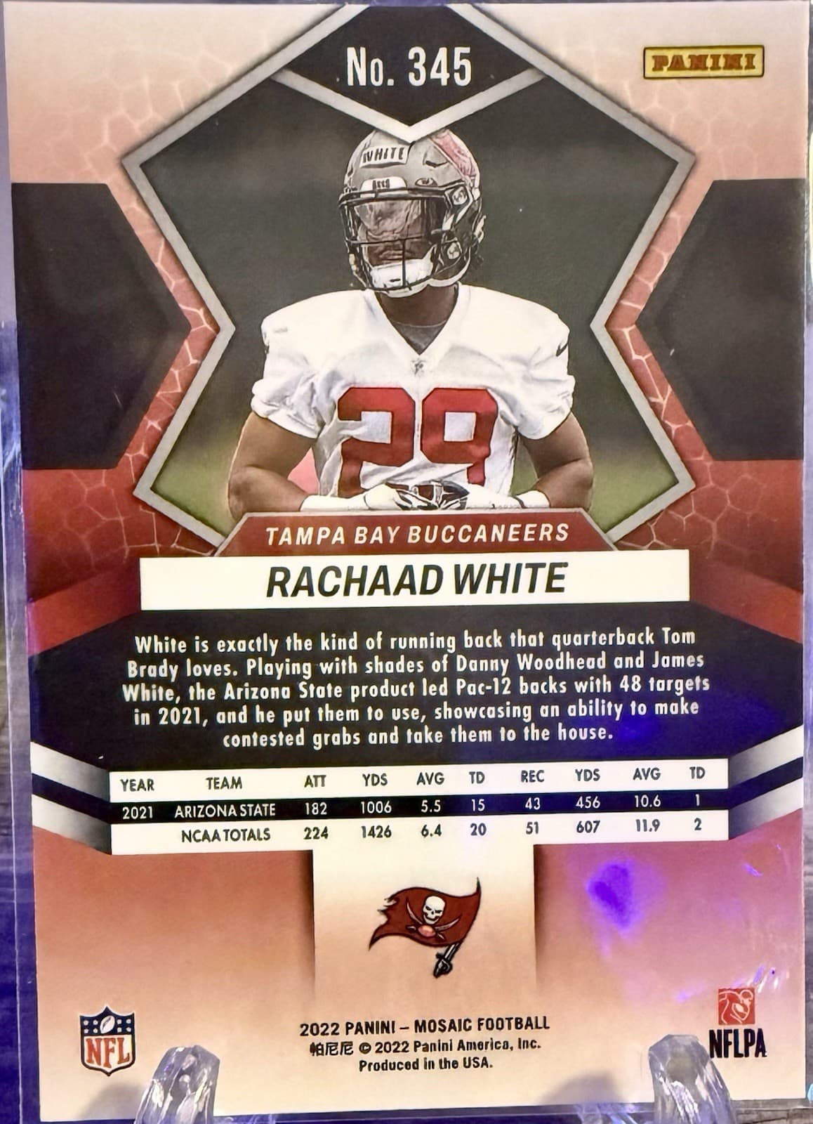 2022 Panini Mosaic - Rookies Rachaad White #345 Silver Prizm (RC) - Thumbnail 4