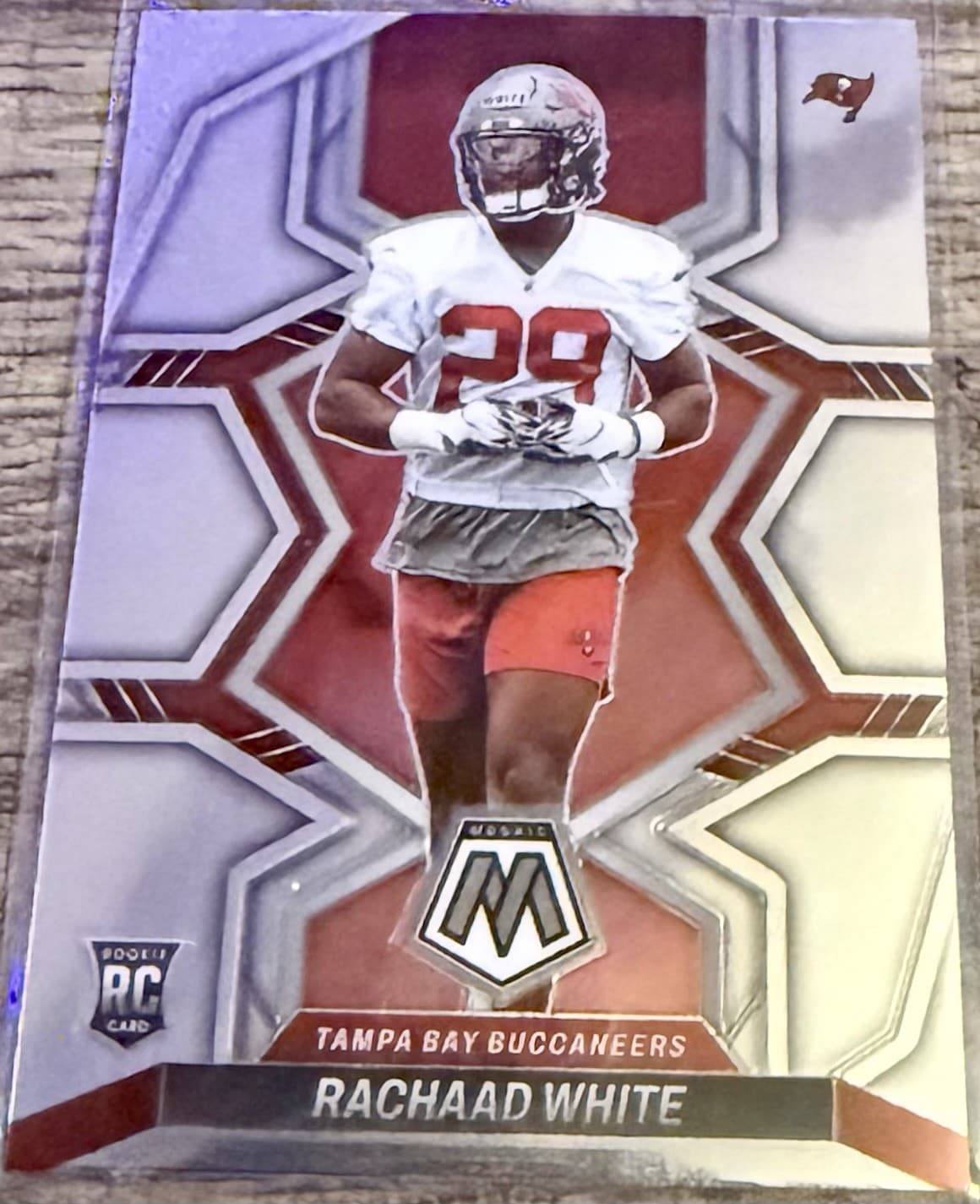 2022 Panini Mosaic - Rookies Rachaad White #345 Silver Prizm (RC) - Thumbnail 2