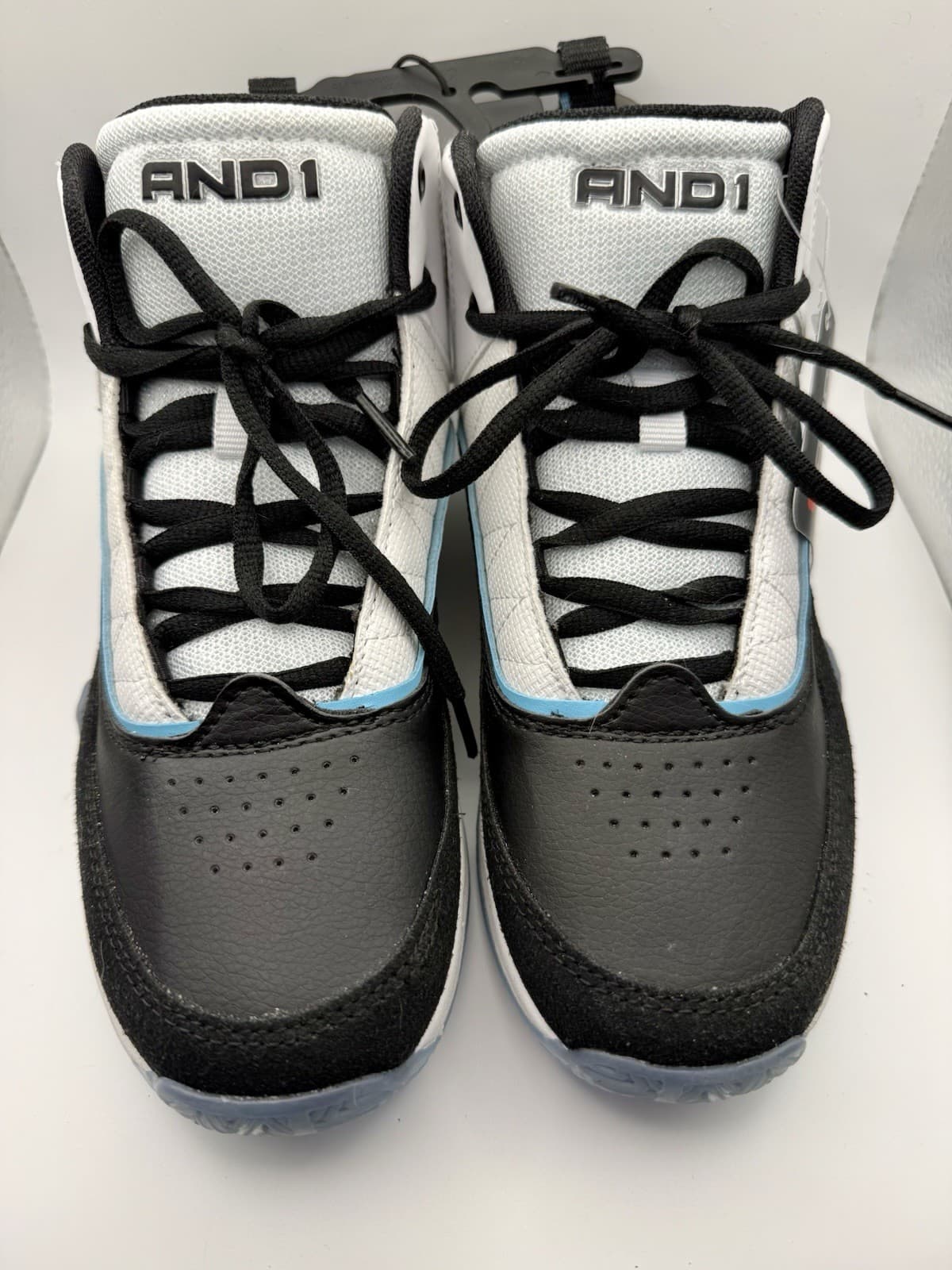 AND1 Boys White, Black & Blue Hightop Lace up Basketball Sneakers Size 5 NEW