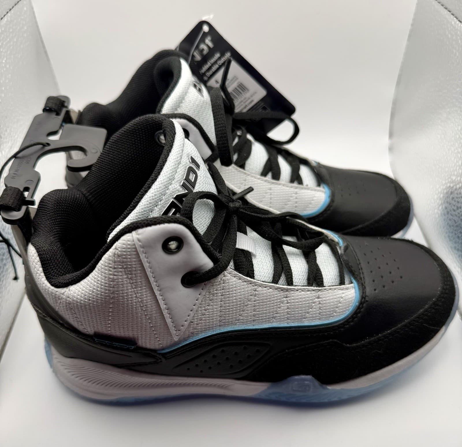 AND1 Boys White, Black & Blue Hightop Lace up Basketball Sneakers Size 5 NEW - Thumbnail 4