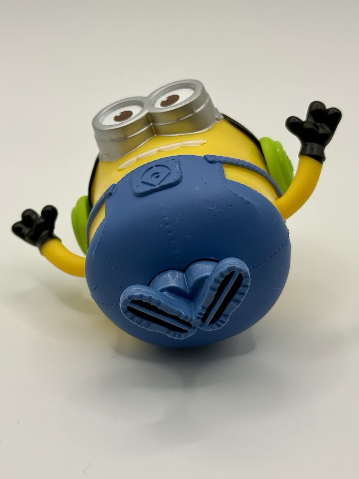 McDonalds Happy Meal Despicable Me 3 Minion Bob Toy 2017 Headphones - Thumbnail 3