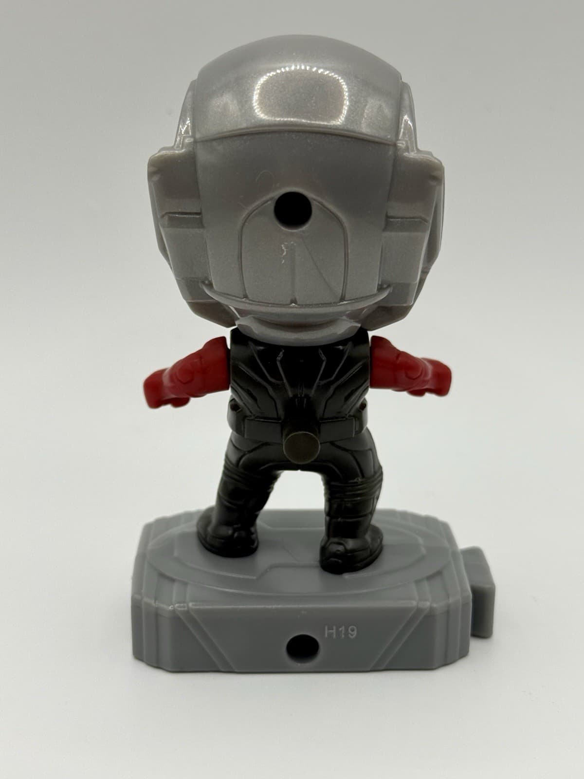 2019 McDonald's Avengers Endgame Ant-Man Happy Meal Toy #7 - Thumbnail 2