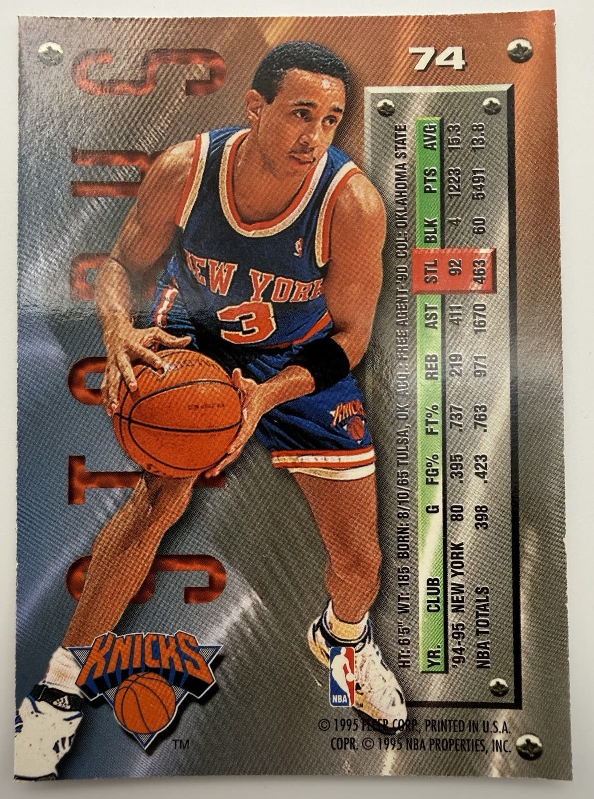 1995-96 Fleer Metal #74 John Starks New York Knicks - Thumbnail 2