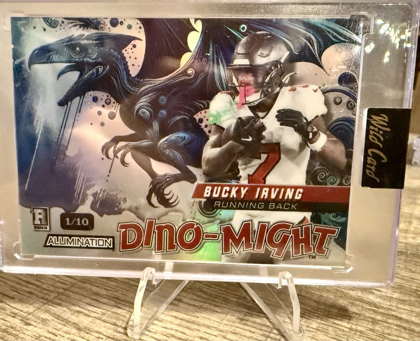 2024 Wild Card Dino-Might Bucky Irving 1/10 Prism Refractor #DMPTE1-BI Sealed - Thumbnail 4