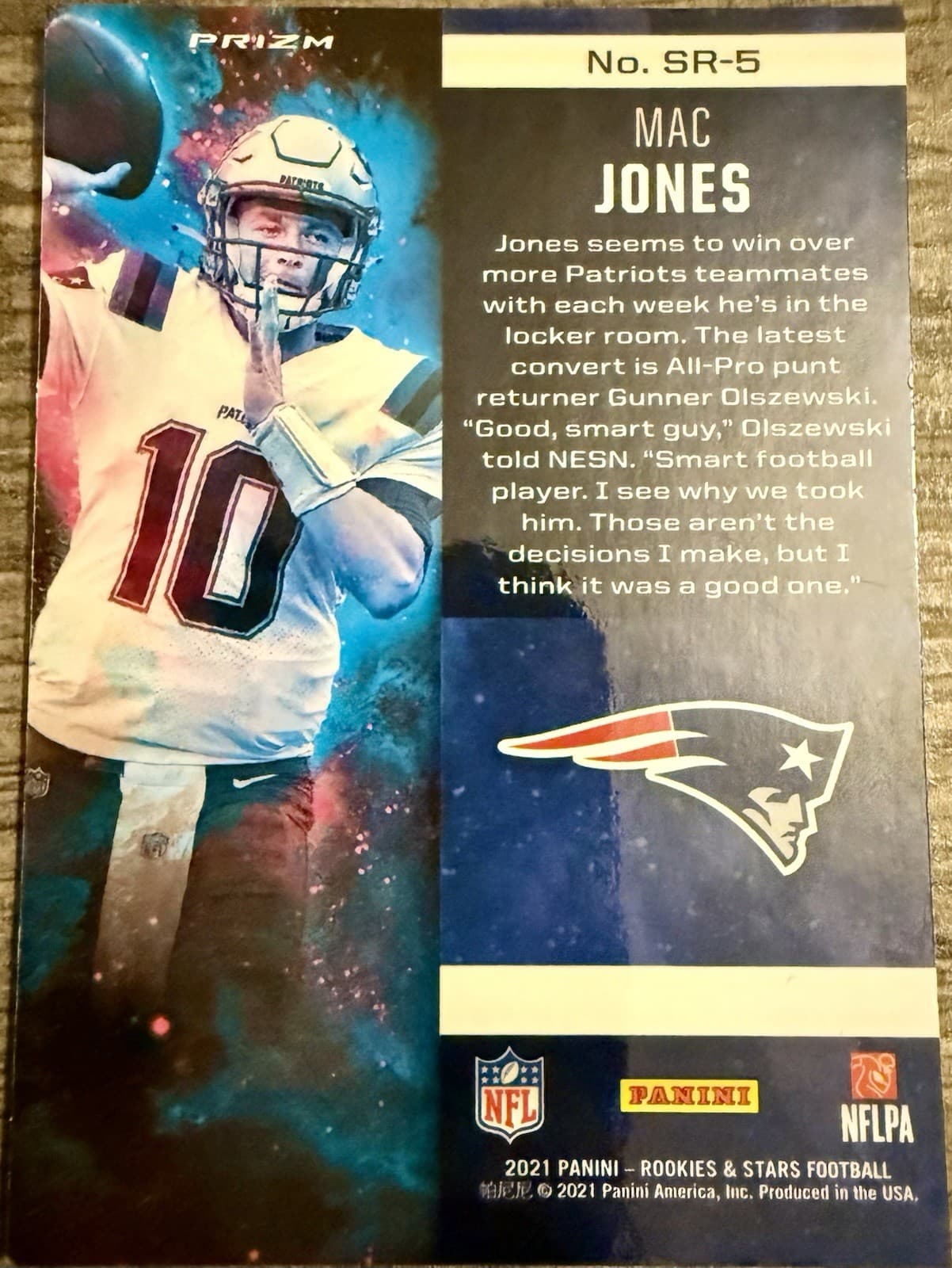 2021 Panini Rookies & Stars - Stellar Rookies Mac Jones #SR-5 Red Wave (RC) - Thumbnail 2