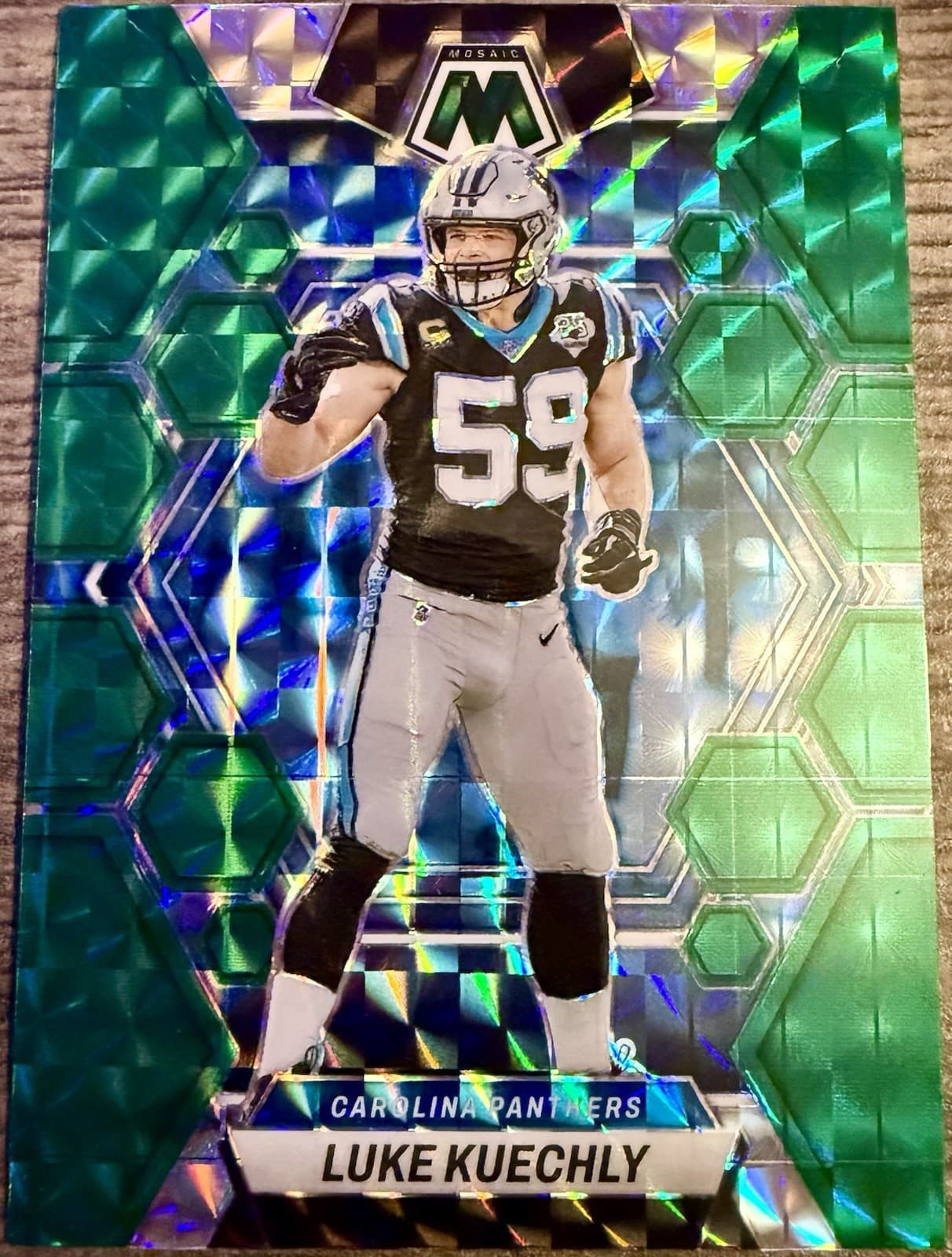 2023 Panini Mosaic - Luke Kuechly #30 Green Mosaic Prizm Panthers - Thumbnail 3