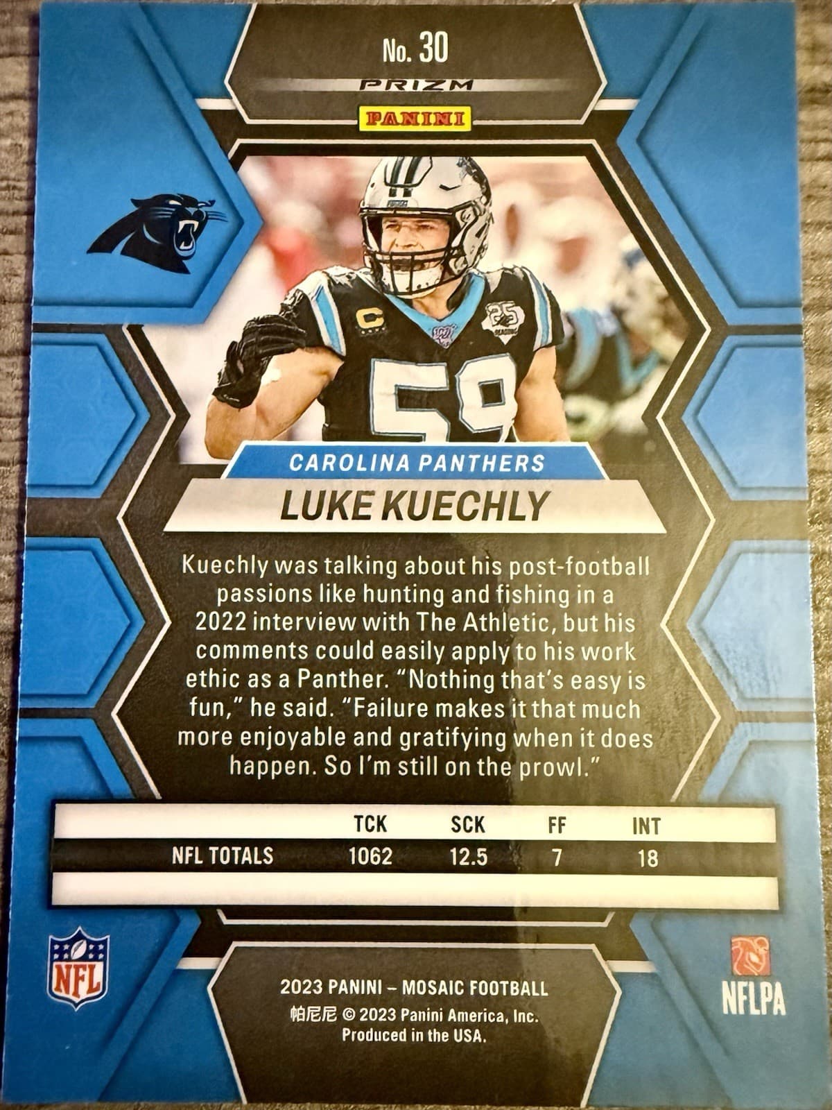 2023 Panini Mosaic - Luke Kuechly #30 Green Mosaic Prizm Panthers - Thumbnail 2