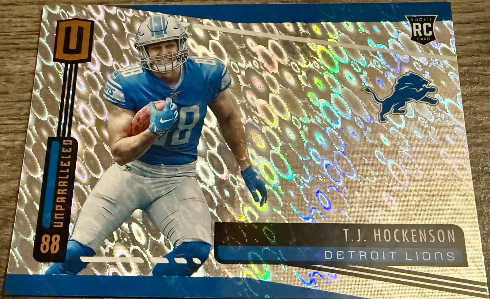 2019 Panini Unparalleled TJ Hockenson Rookie Flight Circles Prizm #208 RC Lions - Thumbnail 3