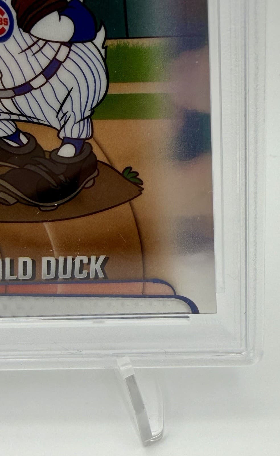 2025 Topps Chrome Disney Donald Duck Cubs Mickey & Friends #MLBH-18 MINT PSA 9 - Thumbnail 5