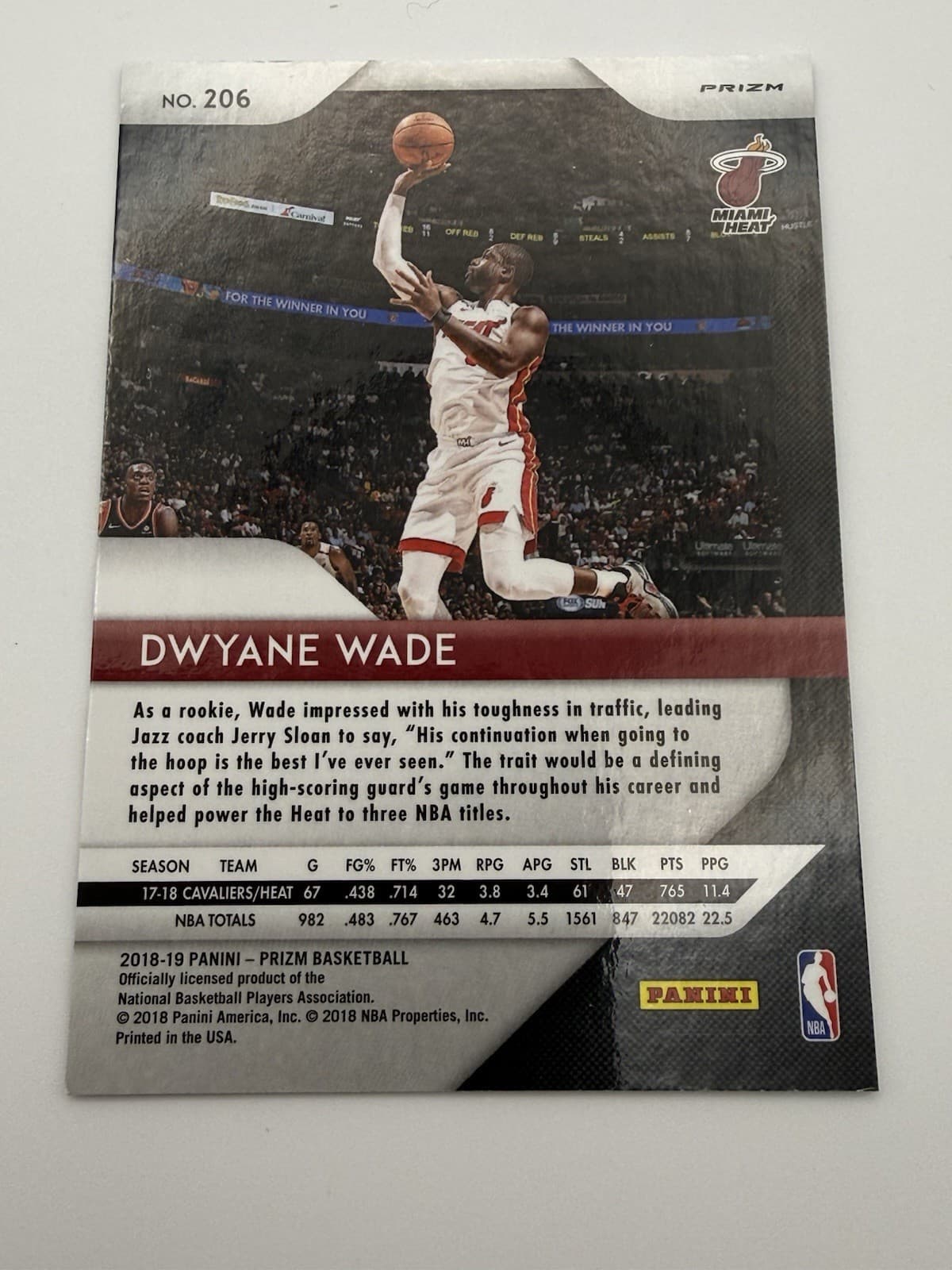 2018-19 Panini Prizm Dwyane Wade Red White and Blue Prizm #206 Miami Heat - Thumbnail 2
