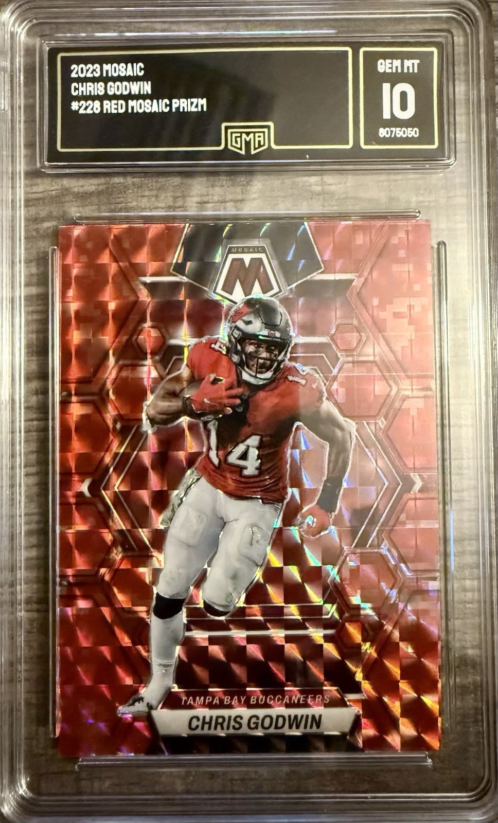 2023 Panini Mosaic Chris Godwin #228 Red Mosaic Prizm GMA 10 Gem Mint - Thumbnail 6