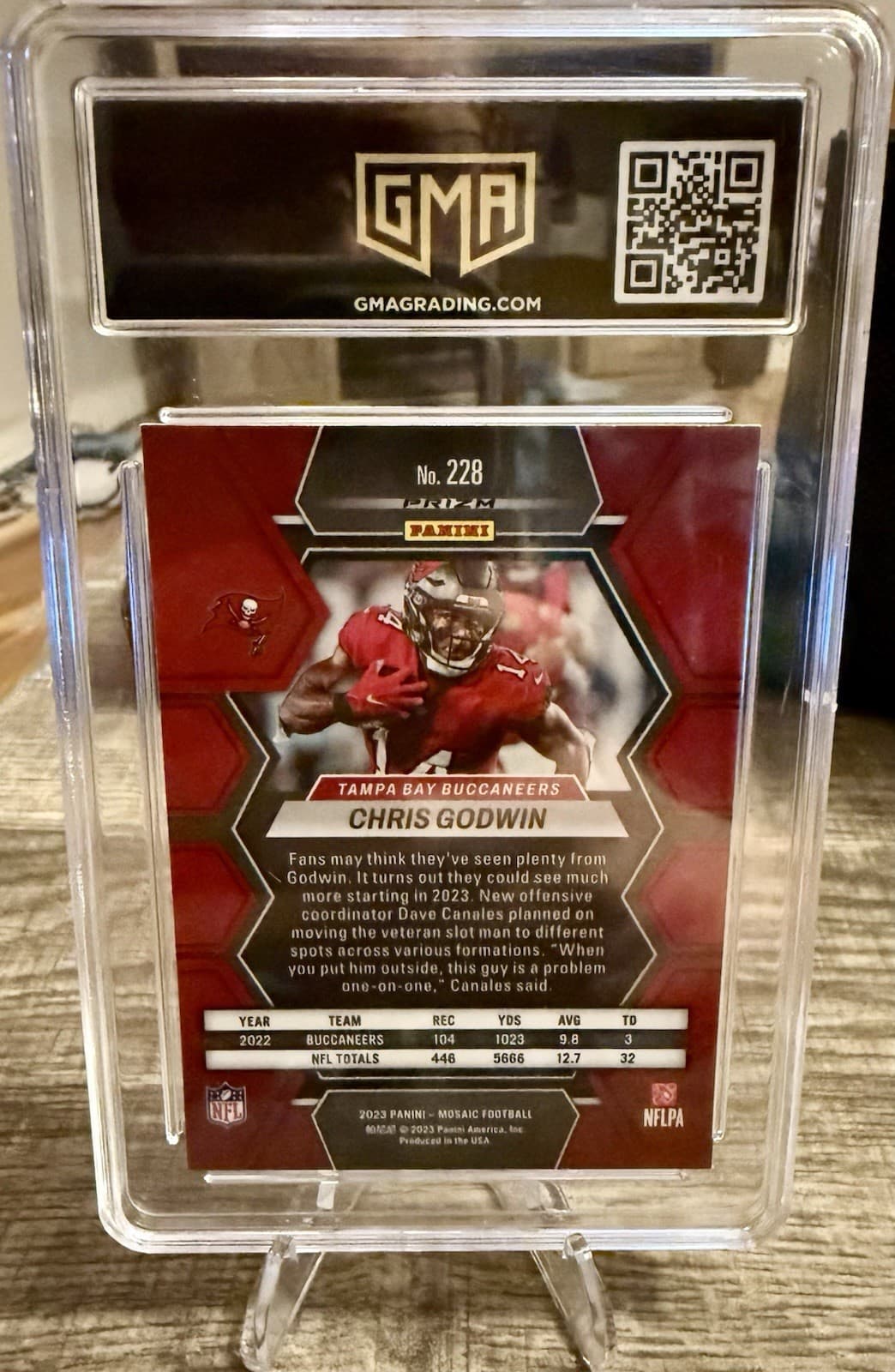 2023 Panini Mosaic Chris Godwin #228 Red Mosaic Prizm GMA 10 Gem Mint - Thumbnail 2