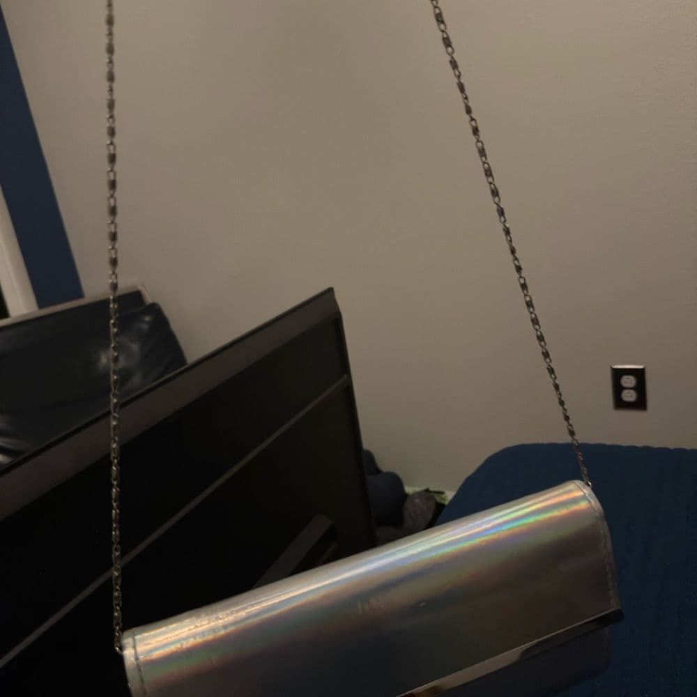 Holographic Silver Clutch Bag - Thumbnail 5