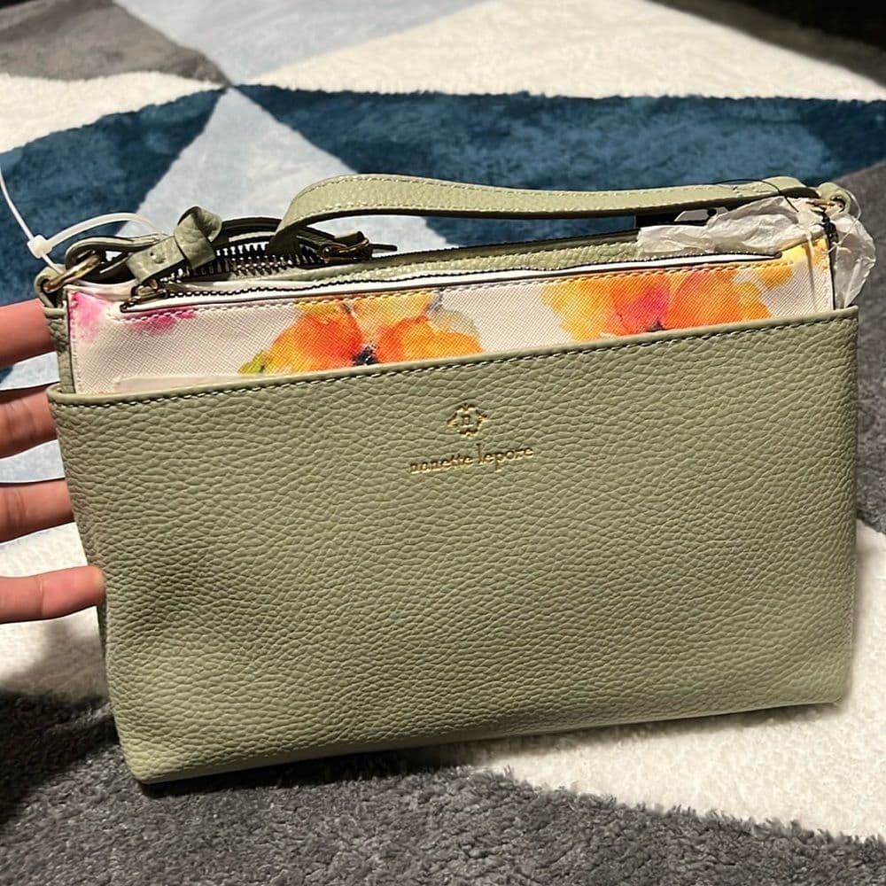 Nanette Lepore Green Crossbody Bag with Minimalist Design - Thumbnail 3