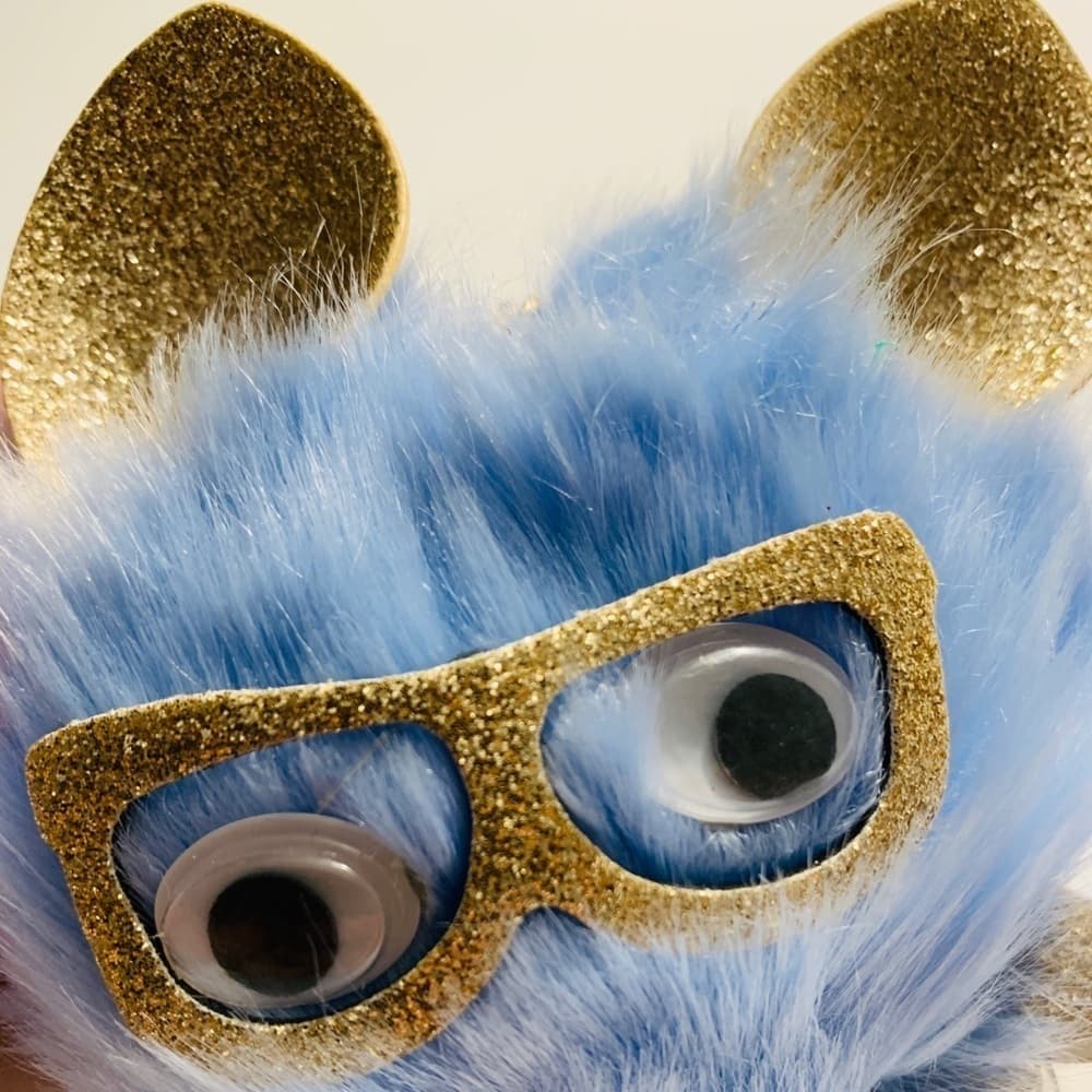💜Sale Adorable‎ Blue/Gold Kitten key chain