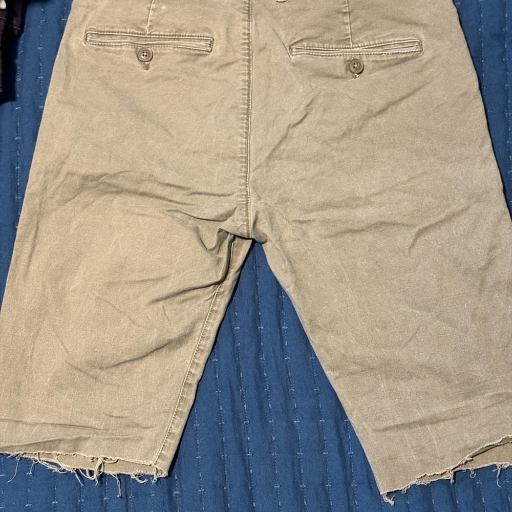 H&M Olive Flat Front Shorts Casual Style - Thumbnail 5