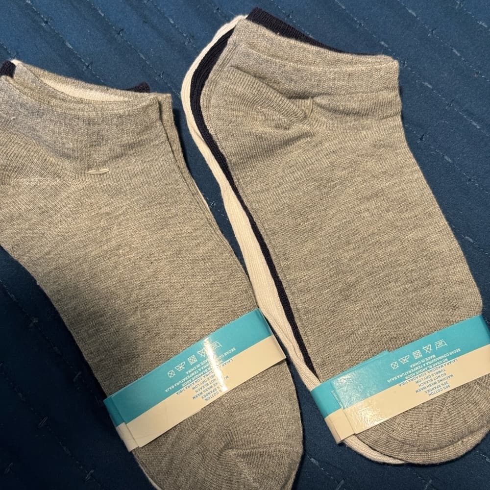 mark. Casual Gray and‎ White Ankle Socks - Thumbnail 3