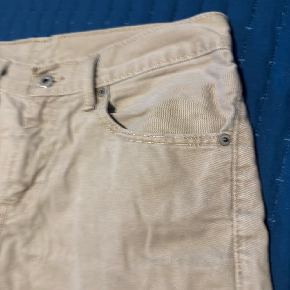 Levi's Tan Flat Front Shorts - Thumbnail 2
