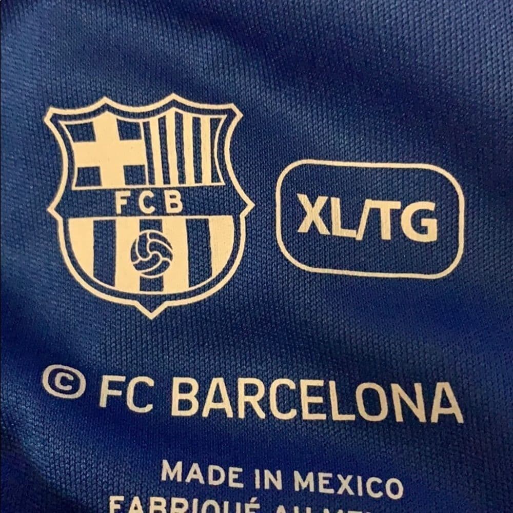 FC Barcelona Men’s T-shirt Size S - Thumbnail 4