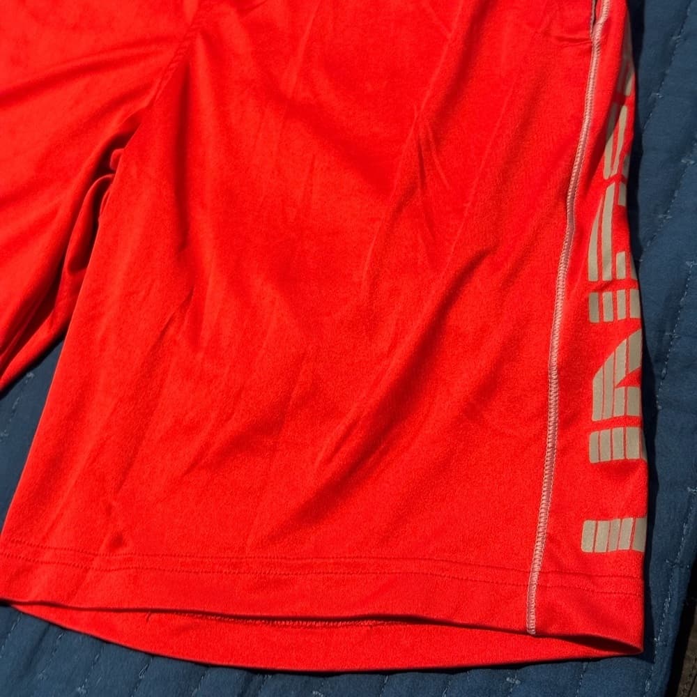 Under Armour Red Athletic Shorts Lightweight Performance - Thumbnail 4