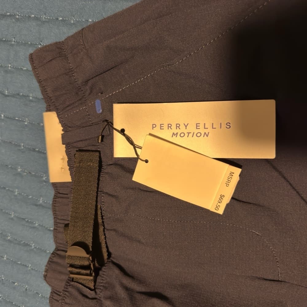 Perry‎ Ellis Brown Athletic Shorts with Adjustable Waist - Thumbnail 2