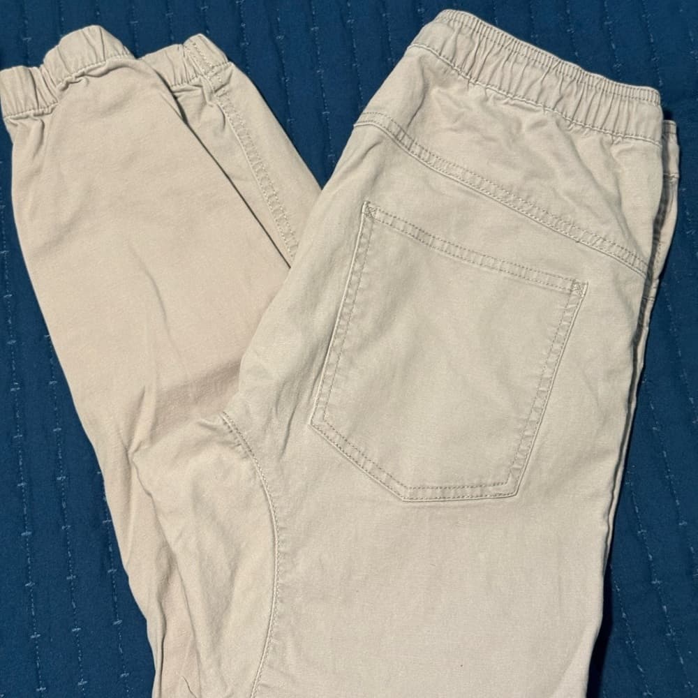 Gray Sweatpants with Relaxed Fit and Drawstring Waist - Thumbnail 3