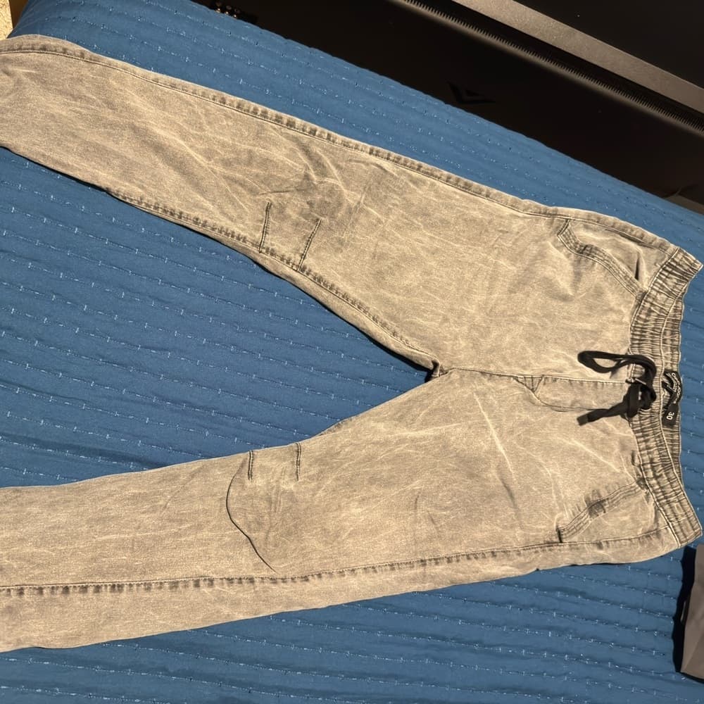 Men's Gray Joggers‎
