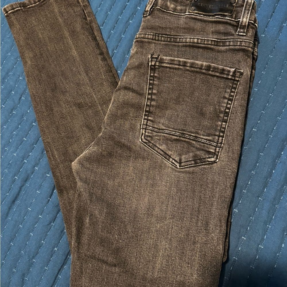 Kenneth Cole Slim Jeans with Distressed Look - Thumbnail 3