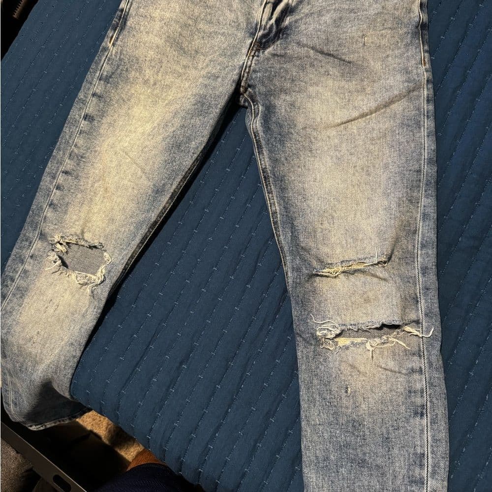 Men's Distressed Jeans - Thumbnail 4