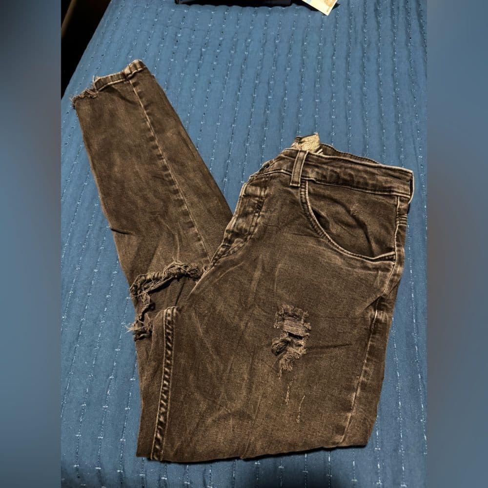 Zara Skinny Jeans Distressed Style