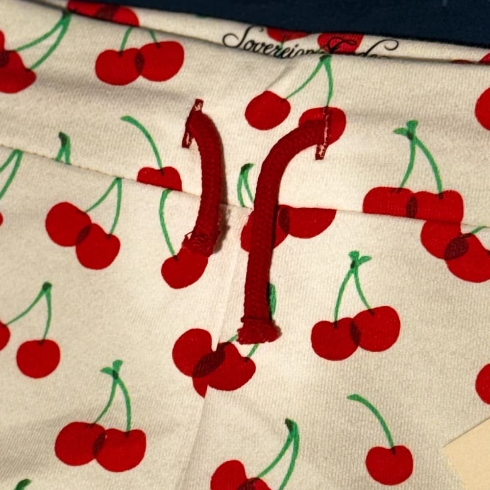 Sovereign Code Cherry Patterned Shorts - Thumbnail 3
