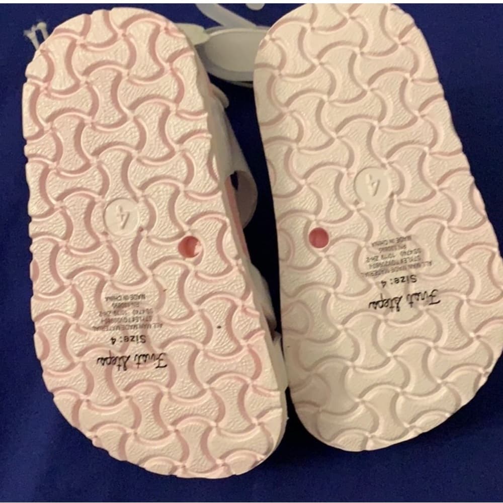 Pink‎ and White Sporty Sandals with Adjustable Straps - Thumbnail 3