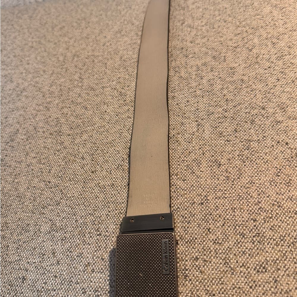 Calvin Klein black/tan Textured Belt - Thumbnail 3