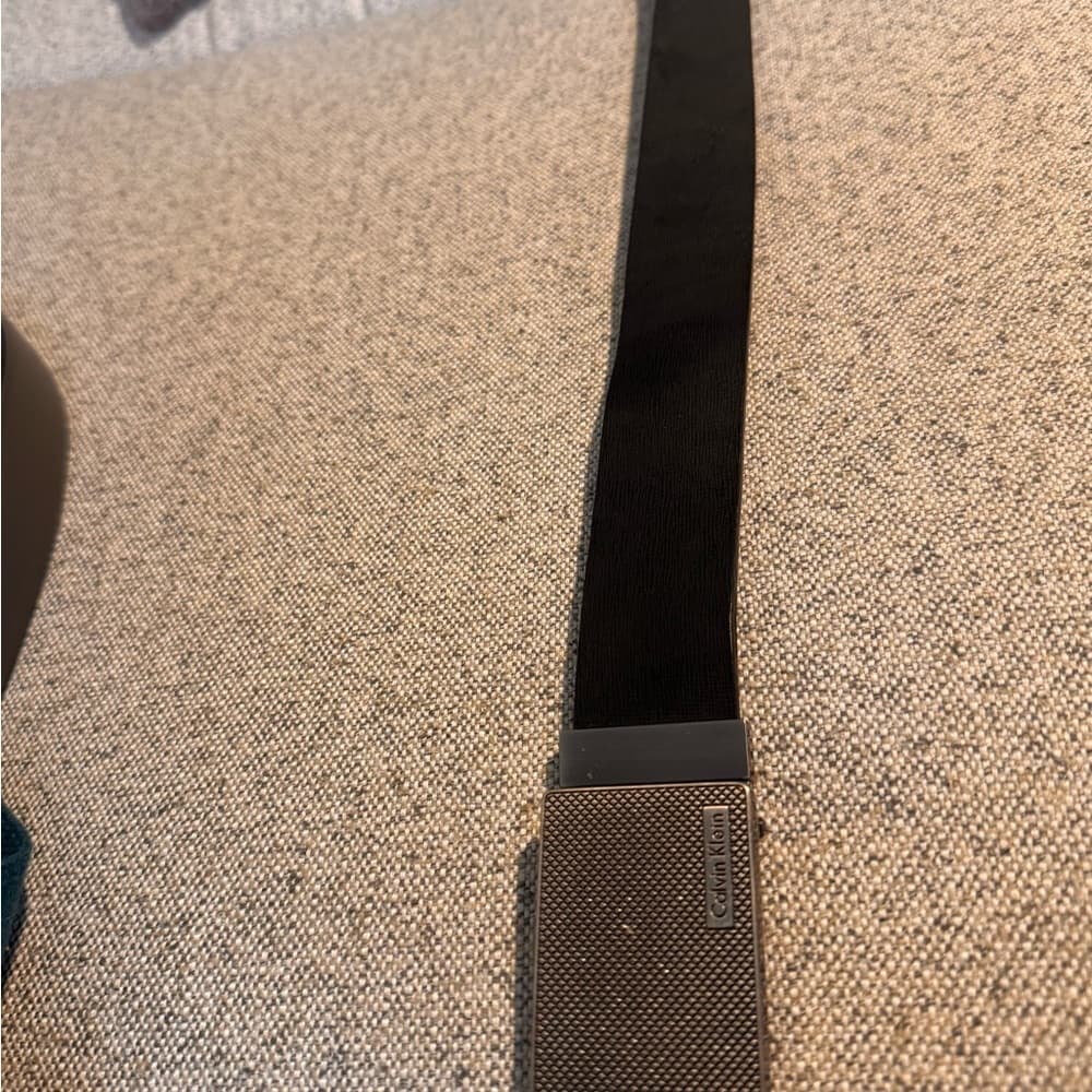 Calvin Klein black/tan Textured Belt - Thumbnail 2