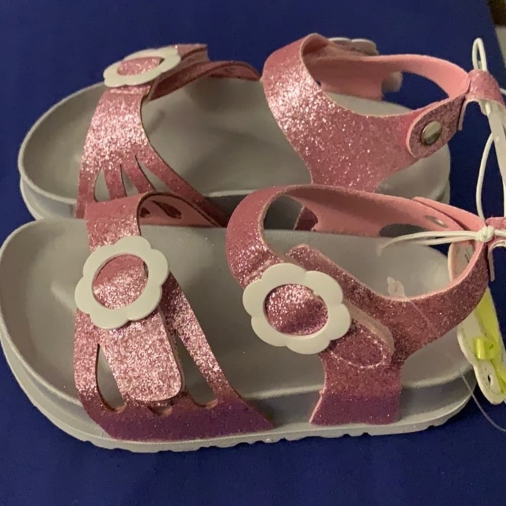 Metallic‎ Pink Sandals with Glittery Finish and Adjustable Straps - Thumbnail 2