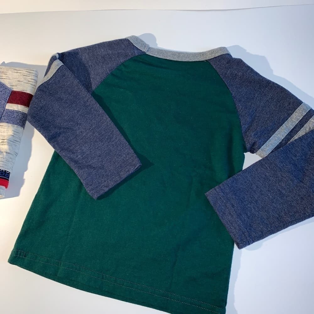 Boys‎ Long Sleeve T-Shirt 2T - Thumbnail 3