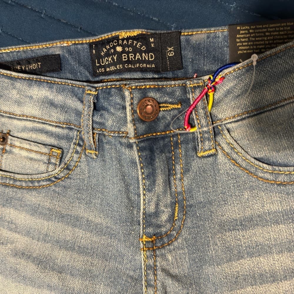 Lucky Brand Blue Jean Shorts Distressed‎ Mid-Rise - Thumbnail 3