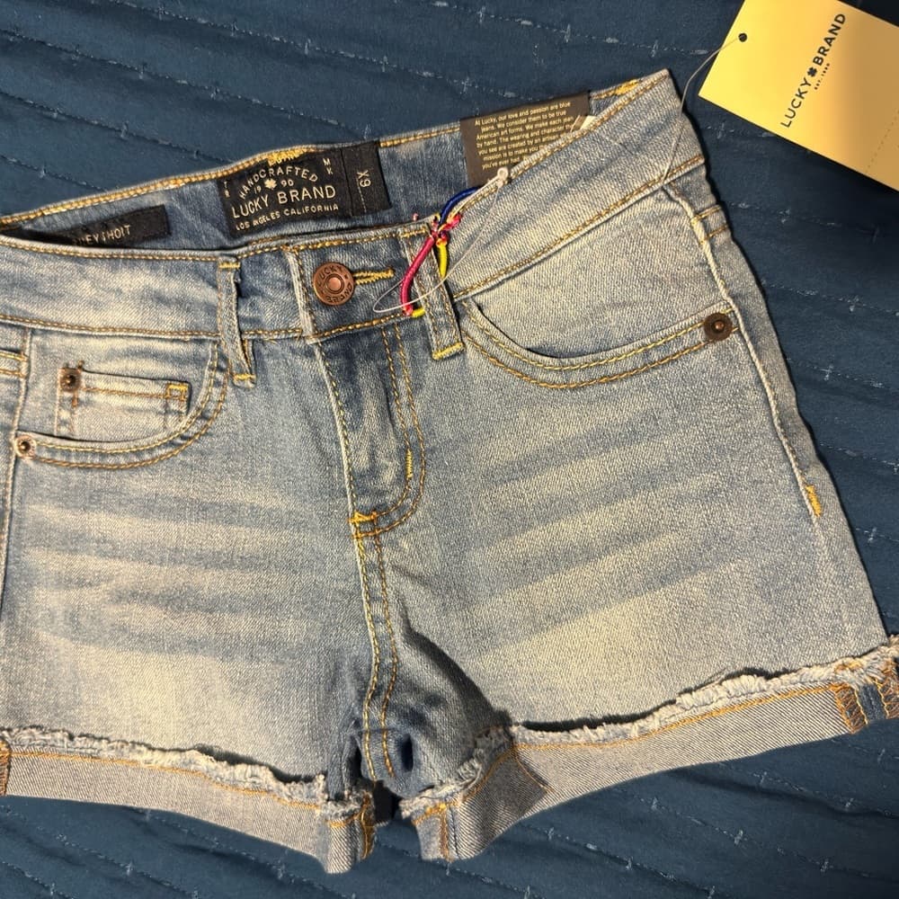 Lucky Brand Blue Jean Shorts Distressed‎ Mid-Rise